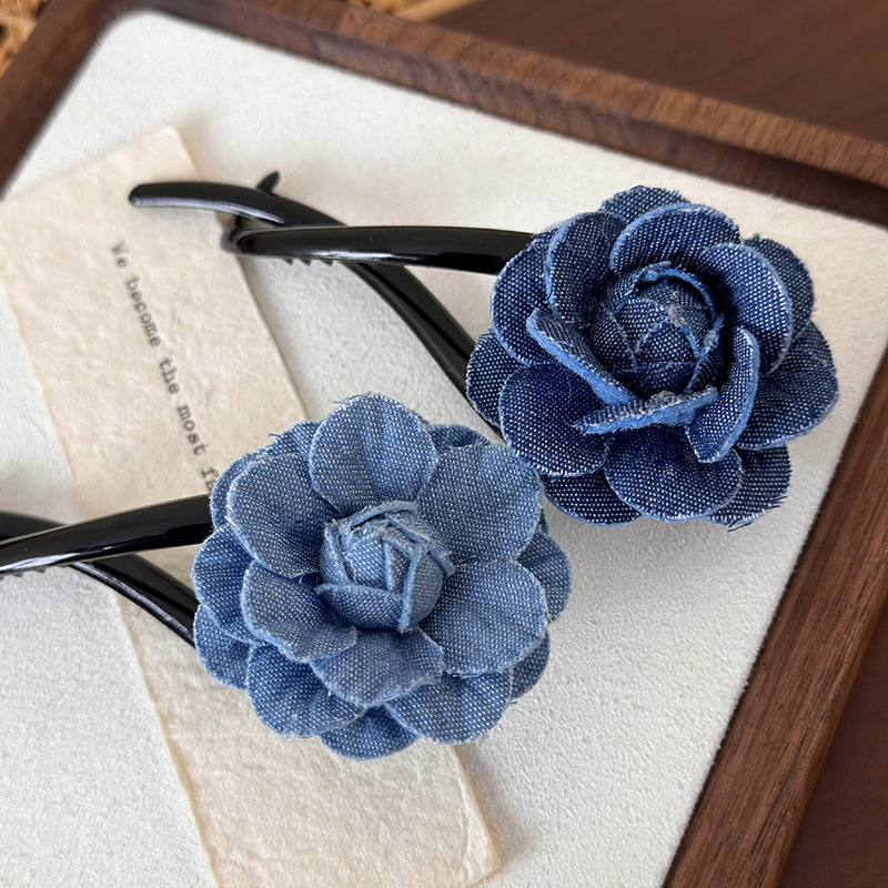 Grampo de Cabelo Twist Flor de Jeans