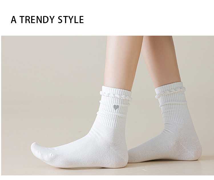 Meias de Cano Médio com Enrugamento