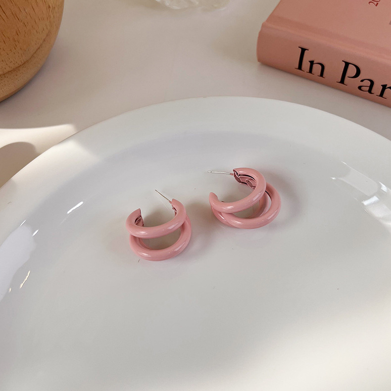 지오메트릭 핑크 귀걸이