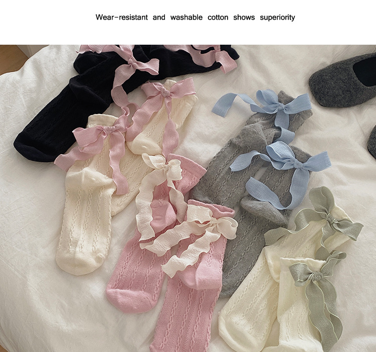 ถุงเท้ายาวครึ่งน่องผ้าฝ้ายแบบ Scrunch