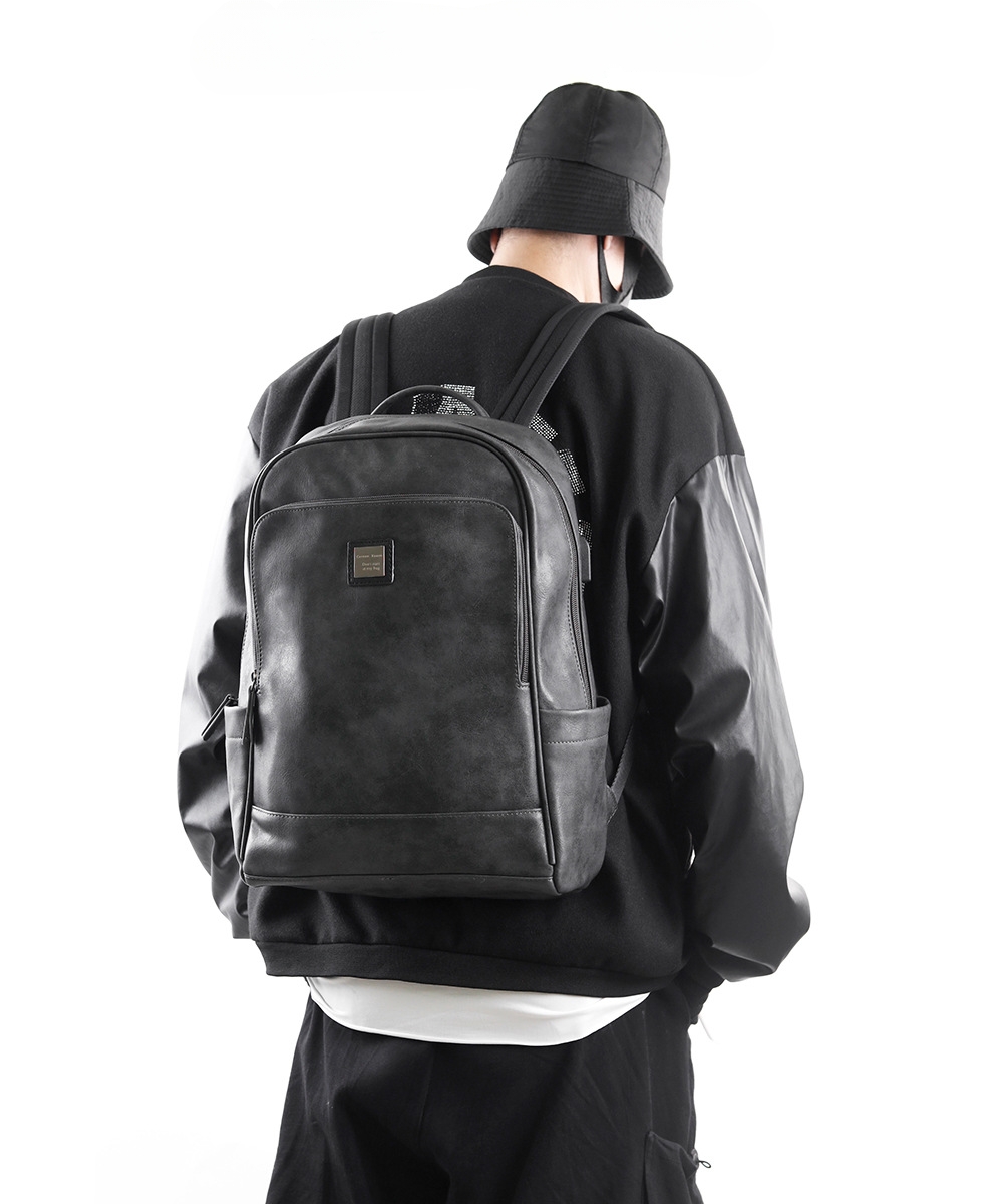 미니멀리스트 스트리트 스타일 백팩