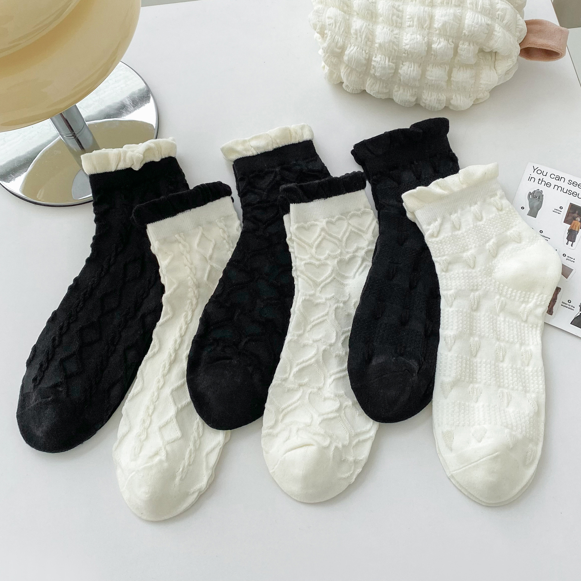 Meias de Renda com Babados