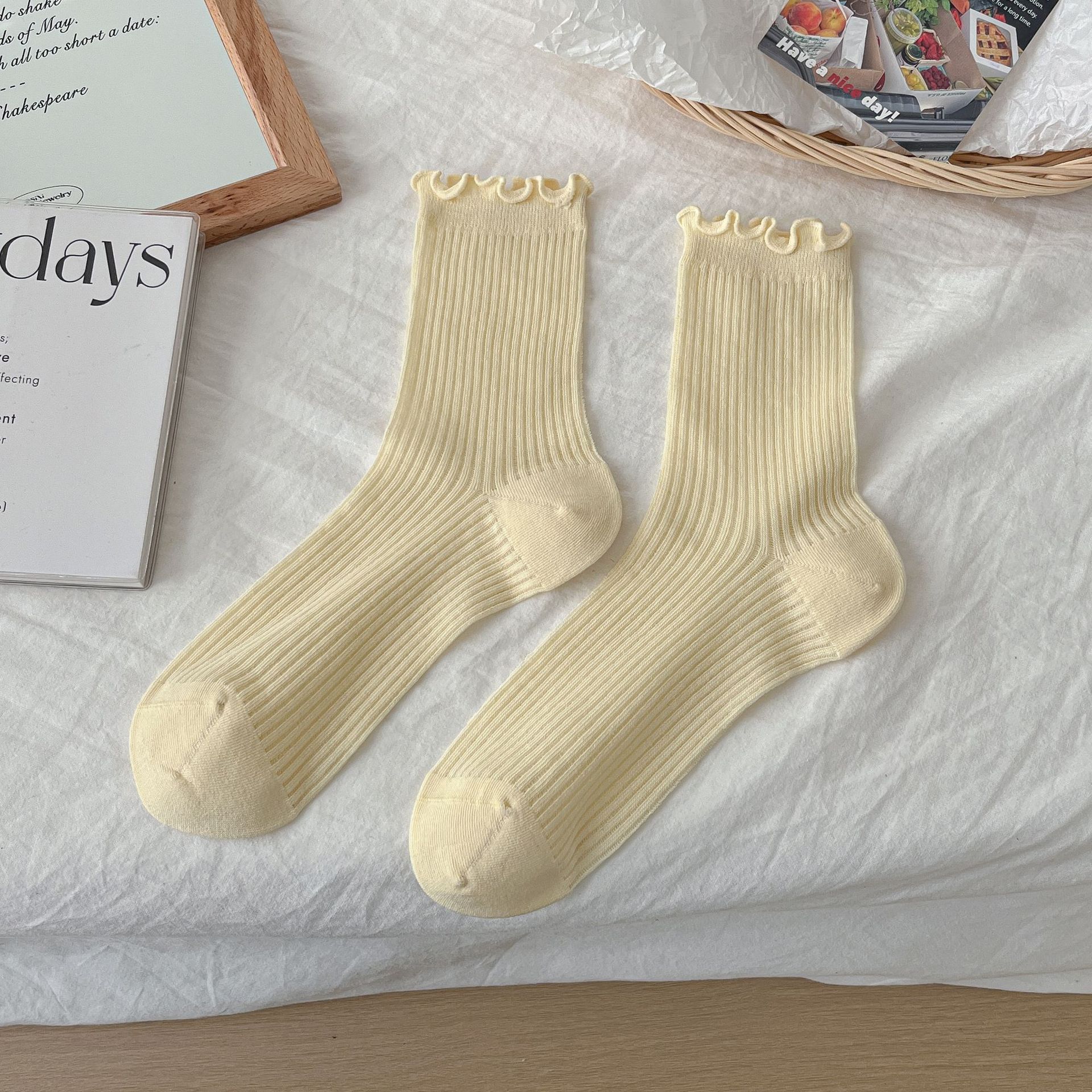 Meias Slouch com Babados