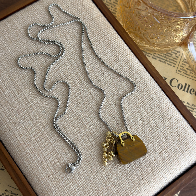 Κολιέ με Κρεμαστό Σταφύλι από Τίγρης Μάτι και Οψιδιανό