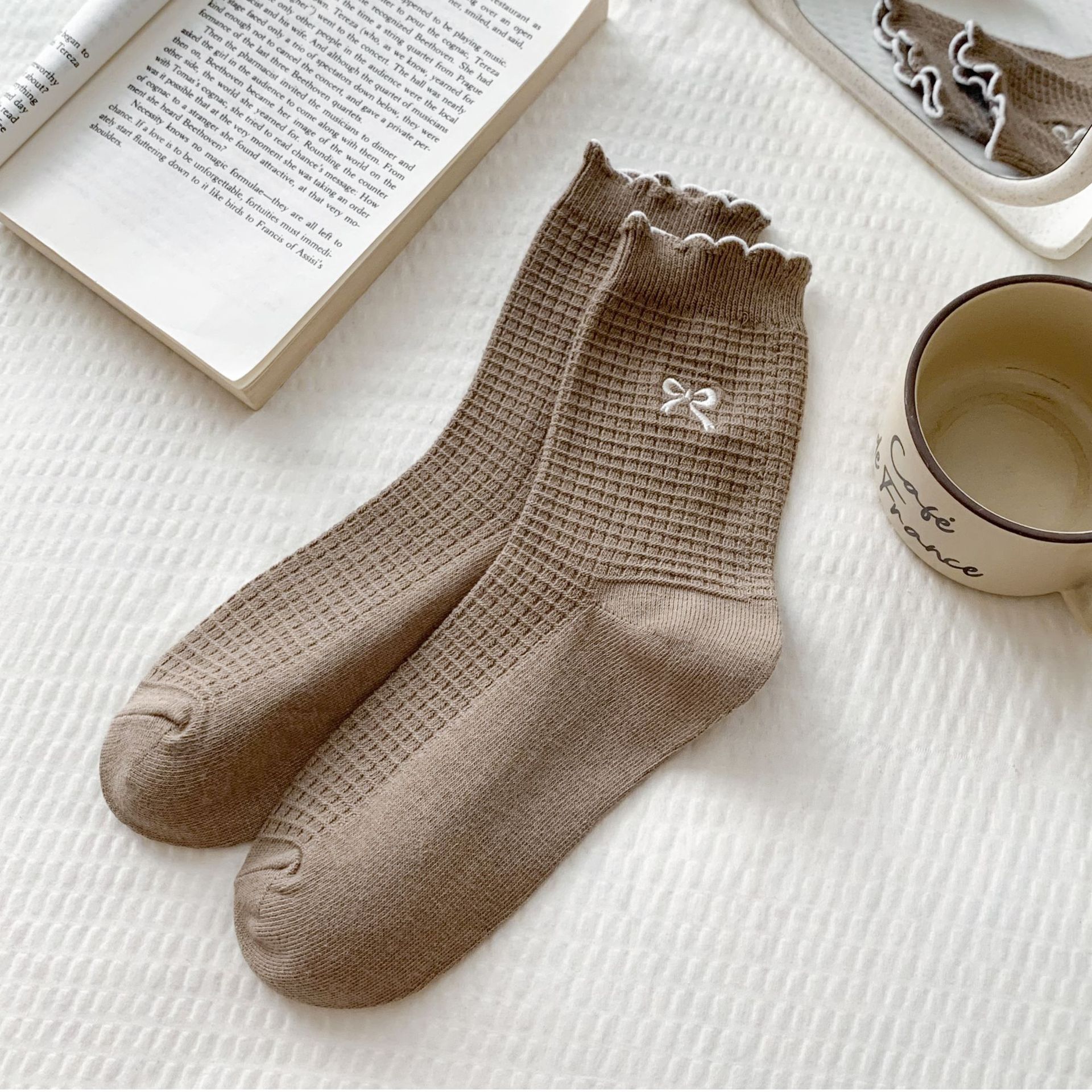 Meias Altas até o Joelho com Bordado de Laço