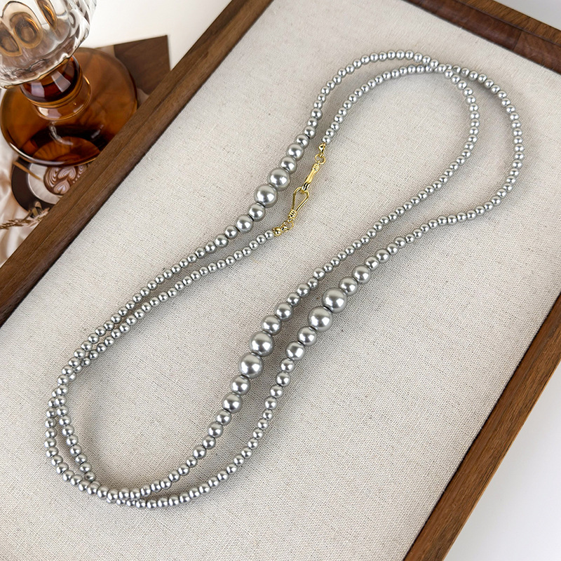 สร้อยคอไข่มุกไล่ระดับสียาว