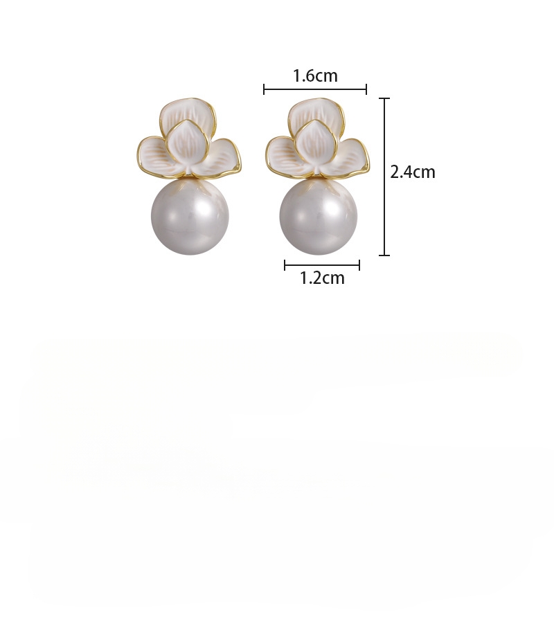 Flower Pearl Earrings