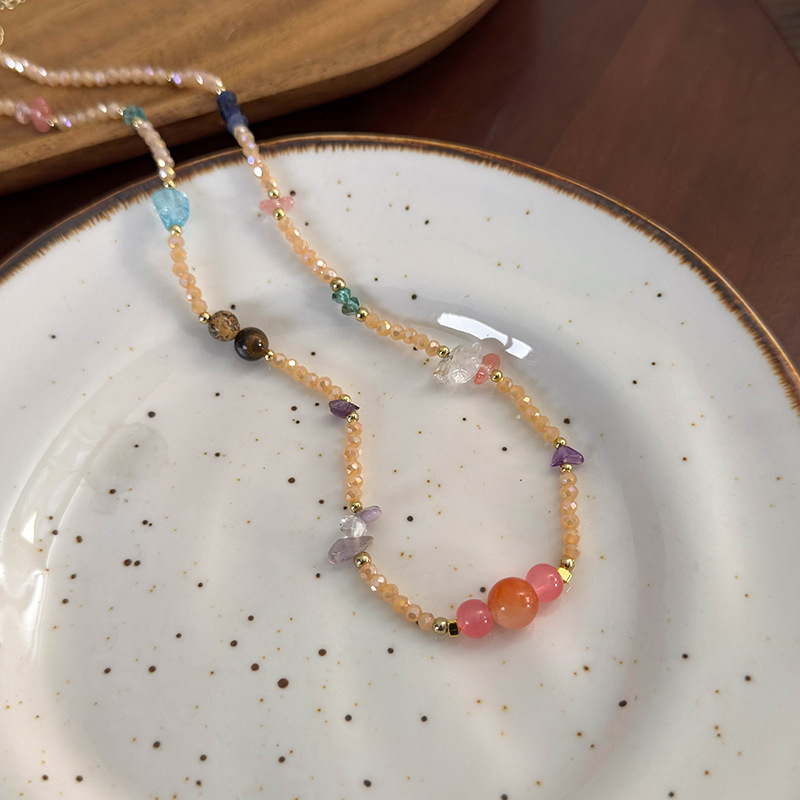 Намисто зі скляних намистин та мушлі