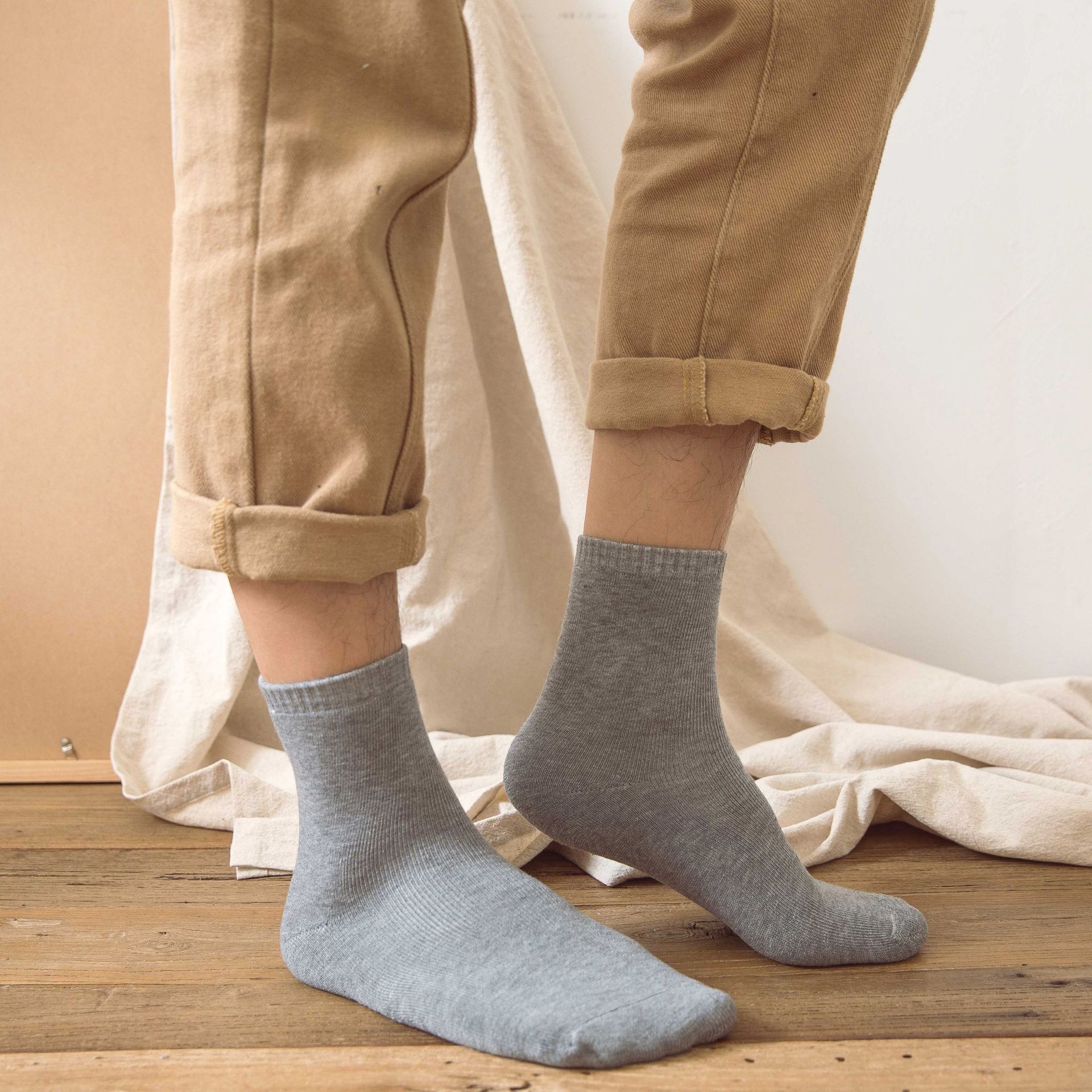 ถุงเท้าผู้ชาย Mid-Calf บุฟลีสเทอร์รี่