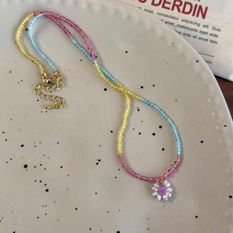 Boncuklu Çiçek Kolye