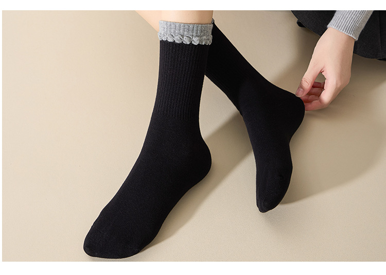 Meias Cano Médio com Barra Bolha