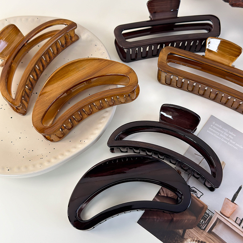 Νύχαρη Κλιπ Ημισέληνος