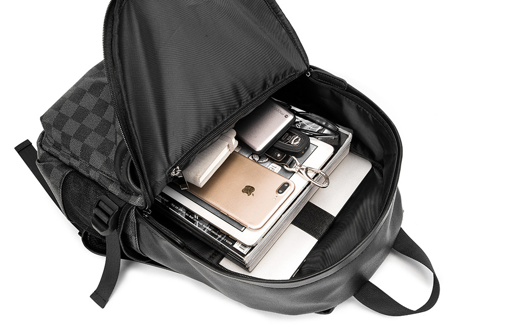 กระเป๋าเป้ลายสก๊อตผู้ชาย