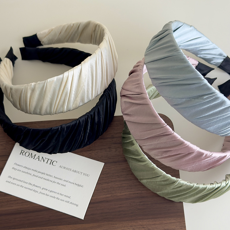 Banda de Păr Plisată din Satin