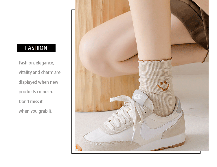 Meias Mid-Calf com Renda