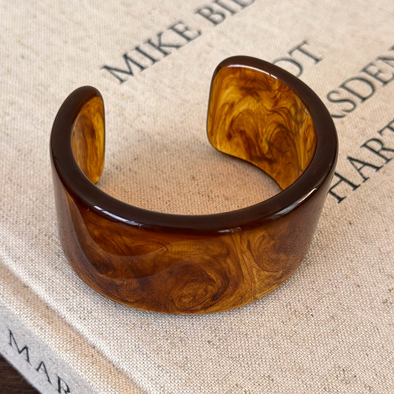 Ακανόνιστο Ευρύ Βραχιόλι Ακρυλικού Ακετάτου