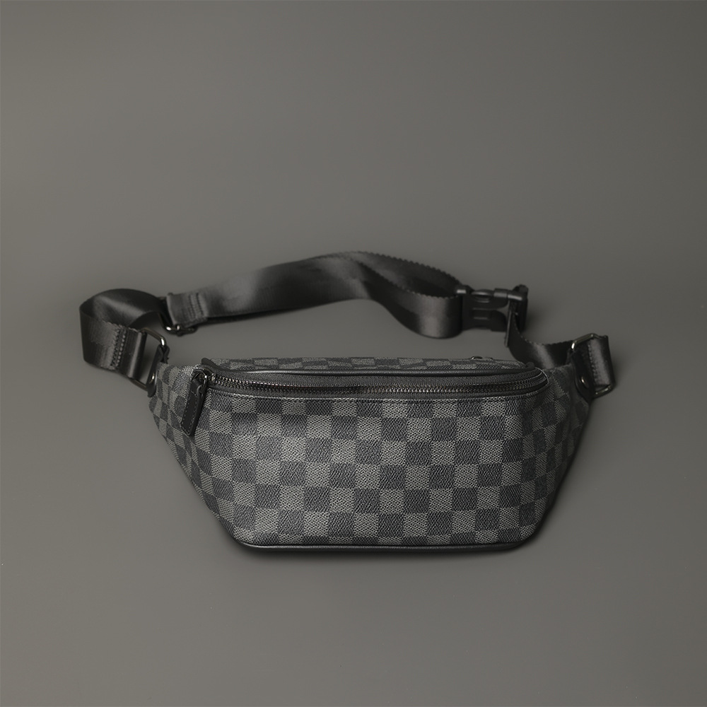 Bolso Transversal de Peito Masculino Xadrez