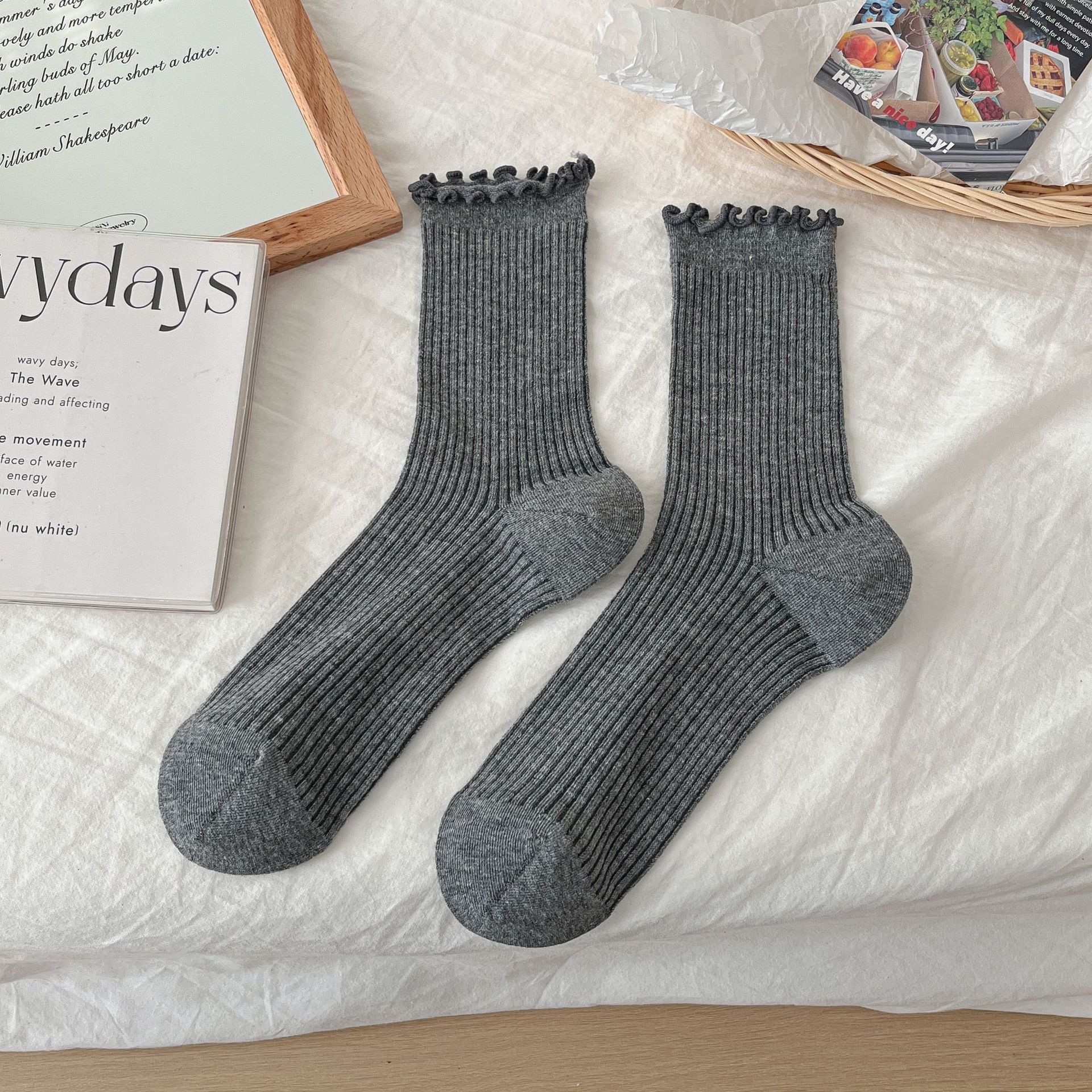 Meias Slouch com Babados