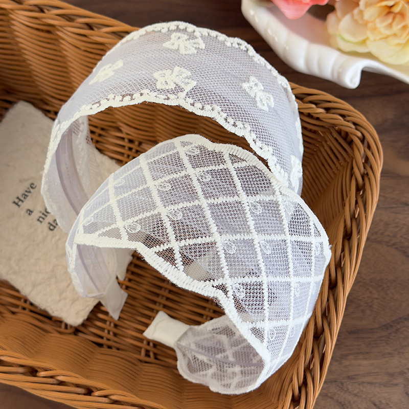 Banda pentru Păr cu Dantelă și Fundă