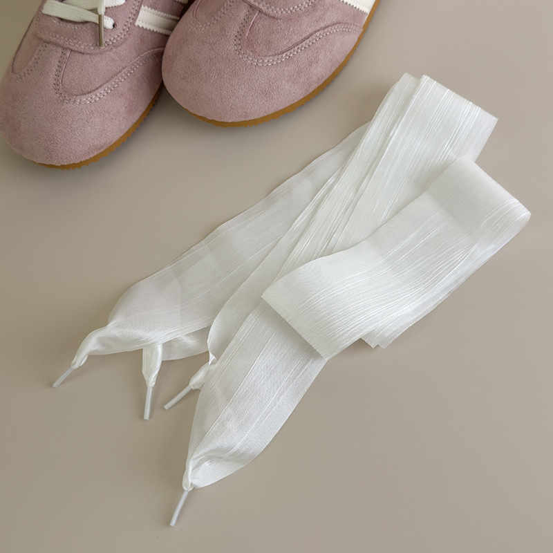 أربطة بشريط الأورجانزا وتشيفون لاس