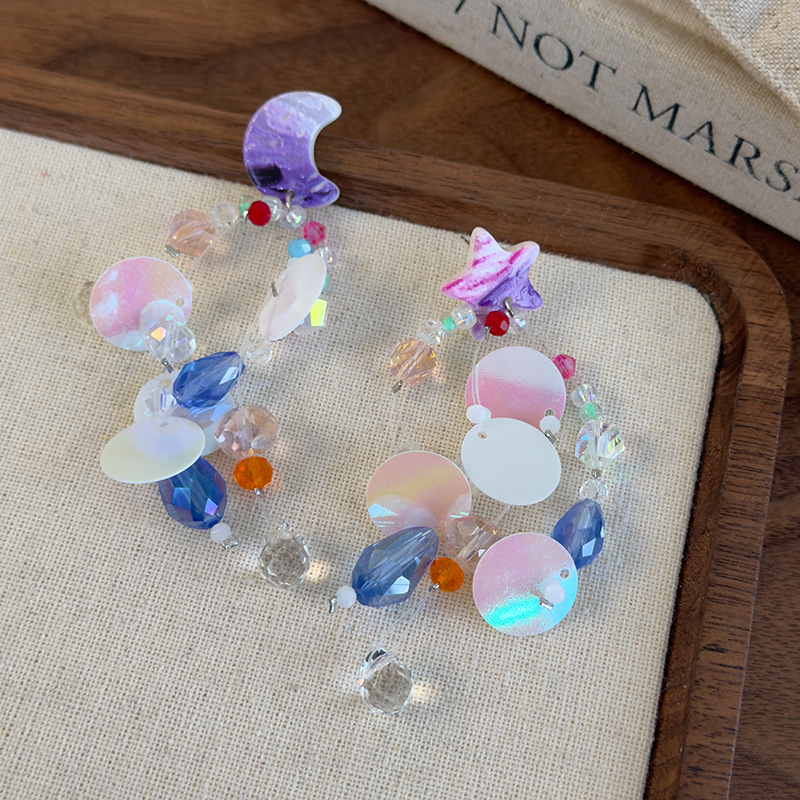 أقراط كريستال مع قلائد القمر والنجوم