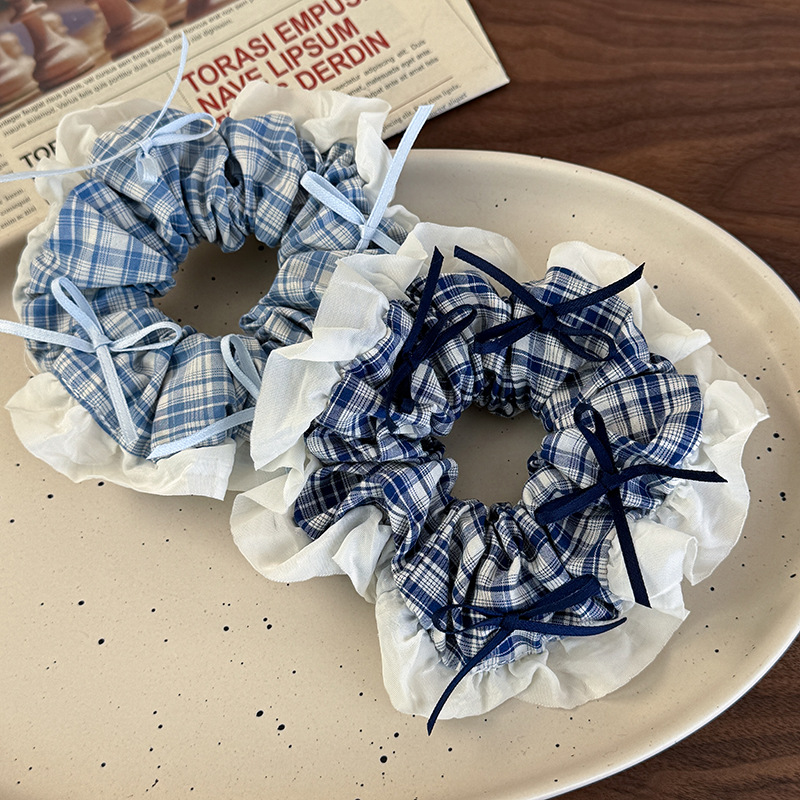Scrunchie Pita Rendah Kotak-Kotak Biru