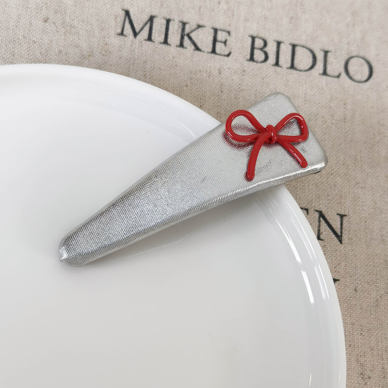 Barrette à Cheveux en Cuir avec Nœud Rouge