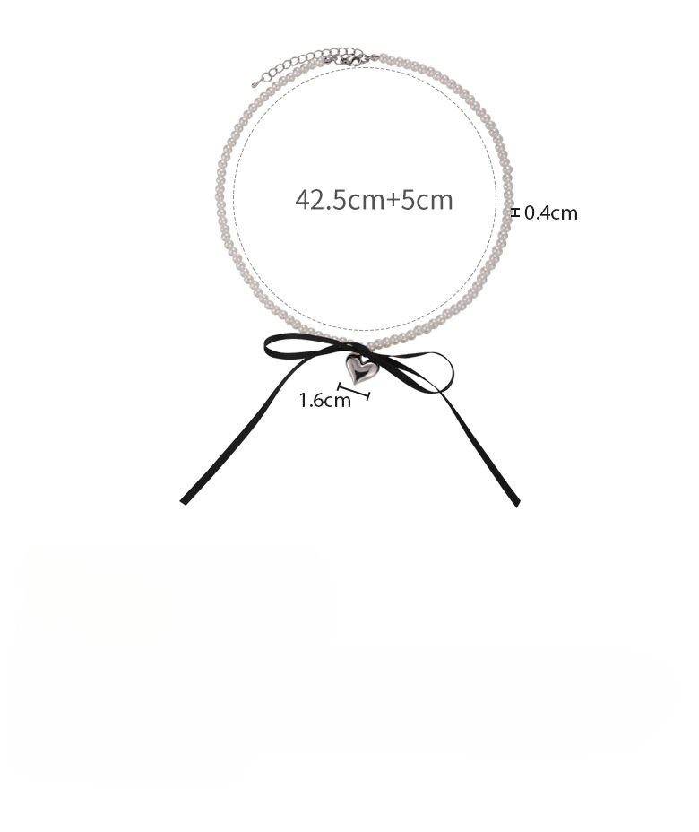 Намисто-чокер перлове з серцем і бантом