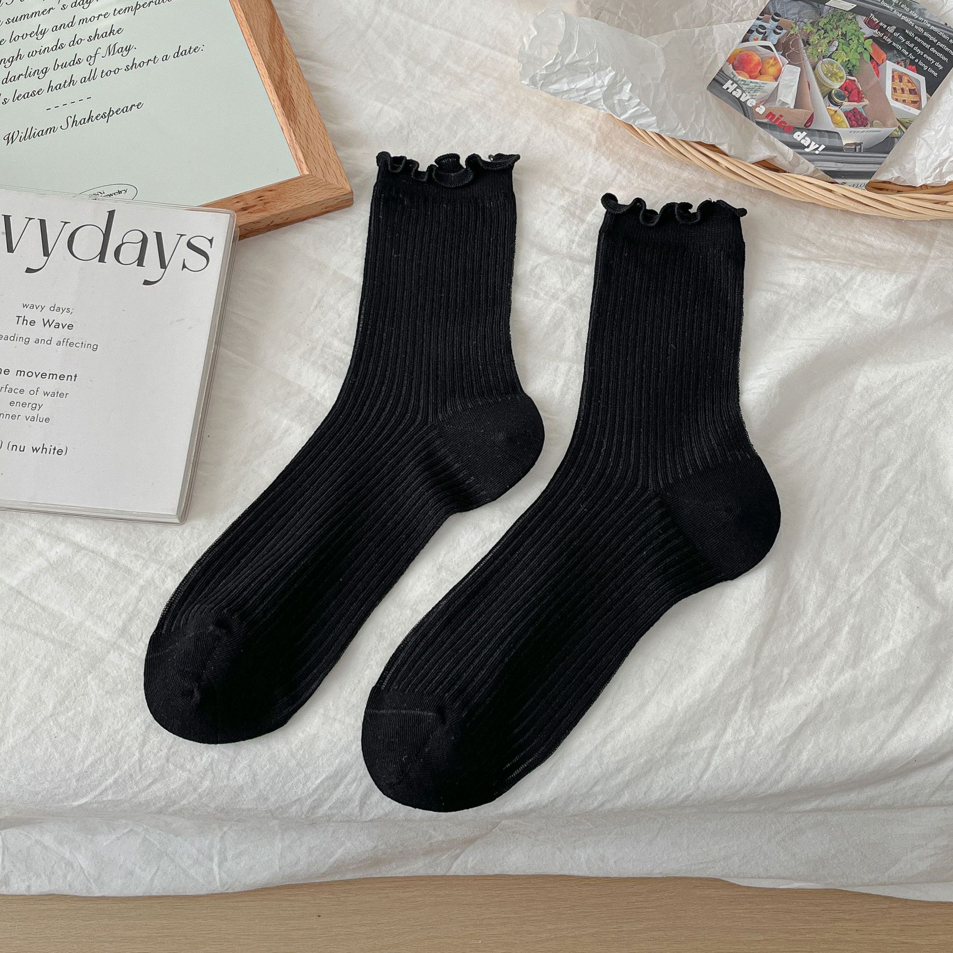 Meias Slouch com Babados