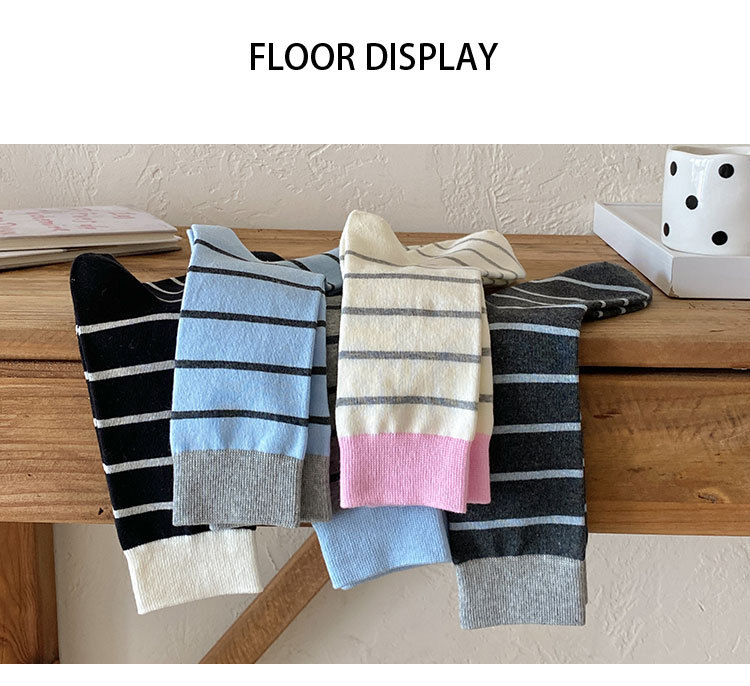 Meias Mid-Calf com Bloco de Cor Listradas para Mulher