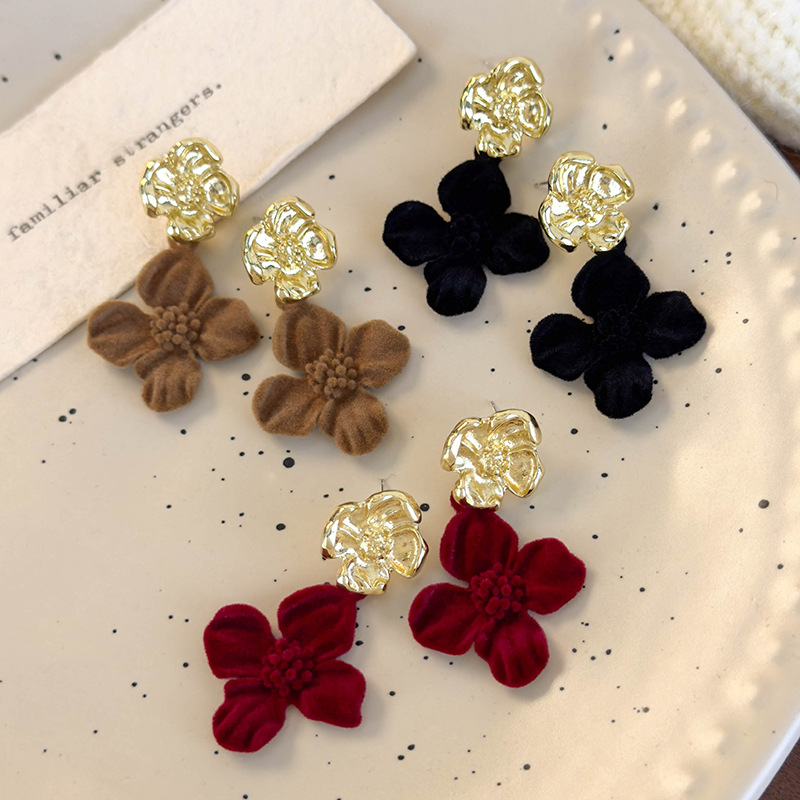 Francouzské Vintage Sametové Květinové Náušnice