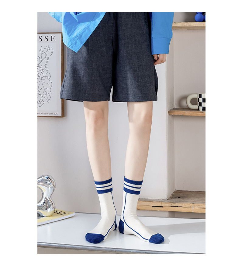 Meias Mid-Calf com Letras