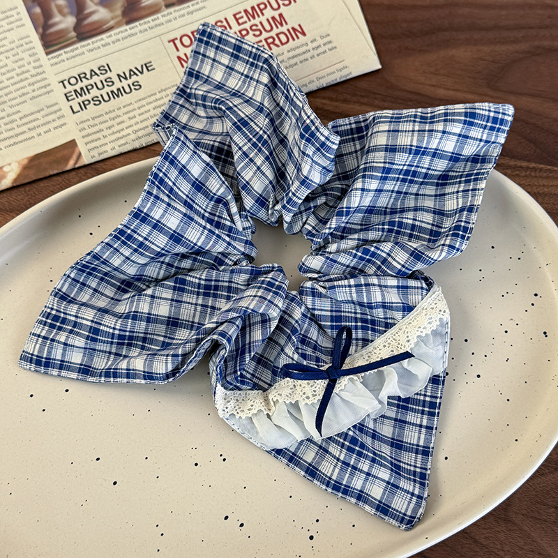 Scrunchie Pita Rendah Kotak-Kotak Biru