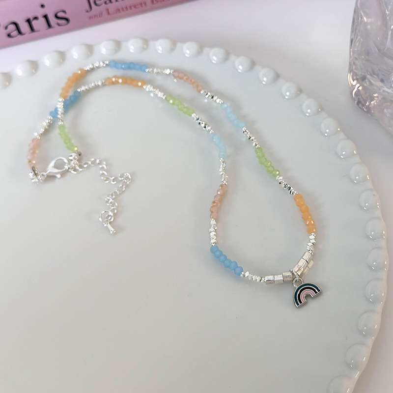 Regenbogen Perlen Choker mit Geometrischem Anhänger