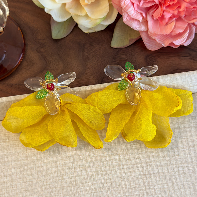 노란 패브릭 플라워 귀걸이