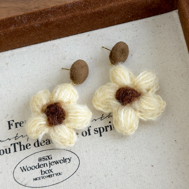 플러피 플라워 이어링