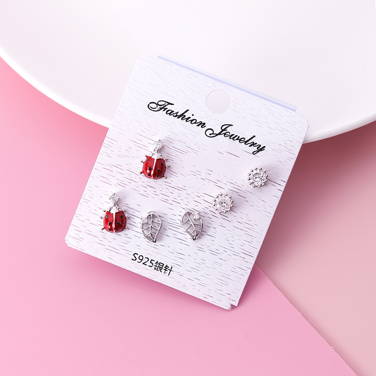 أقراط مثبتة فضة 925