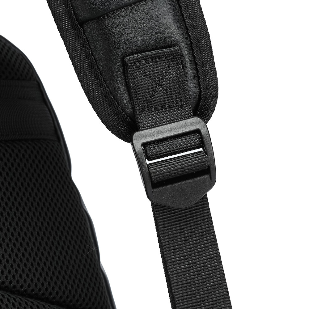 대용량 Rivet 백팩