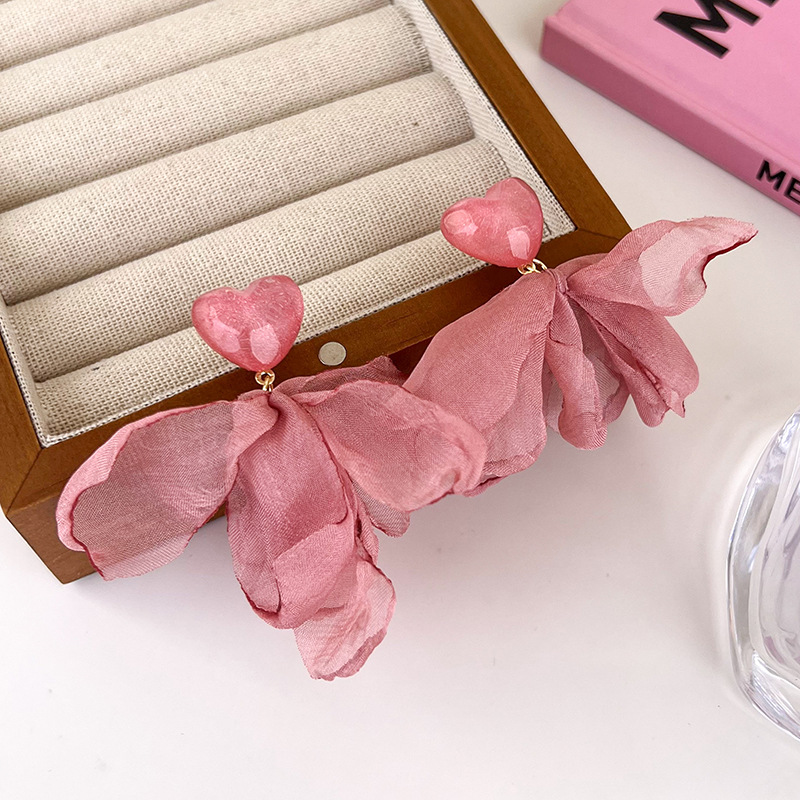 하트와 플로럴 귀걸이