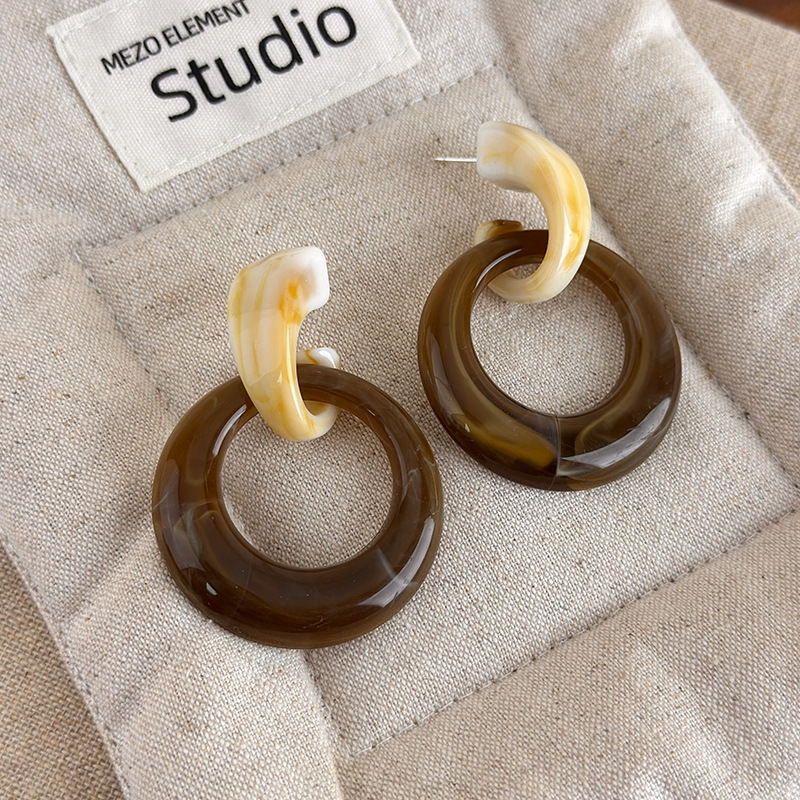 ต่างหูฮูปทรงเรขาคณิตสีน้ำตาลวินเทจ