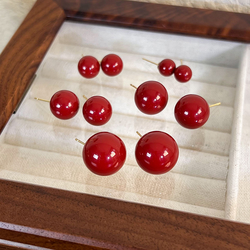 버건디 레진 볼 귀걸이