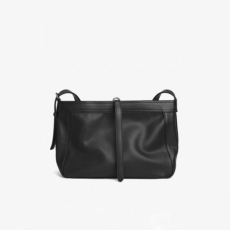 メンズクロスボディバッグ