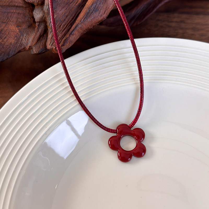 Flower Wax Rope Necklace