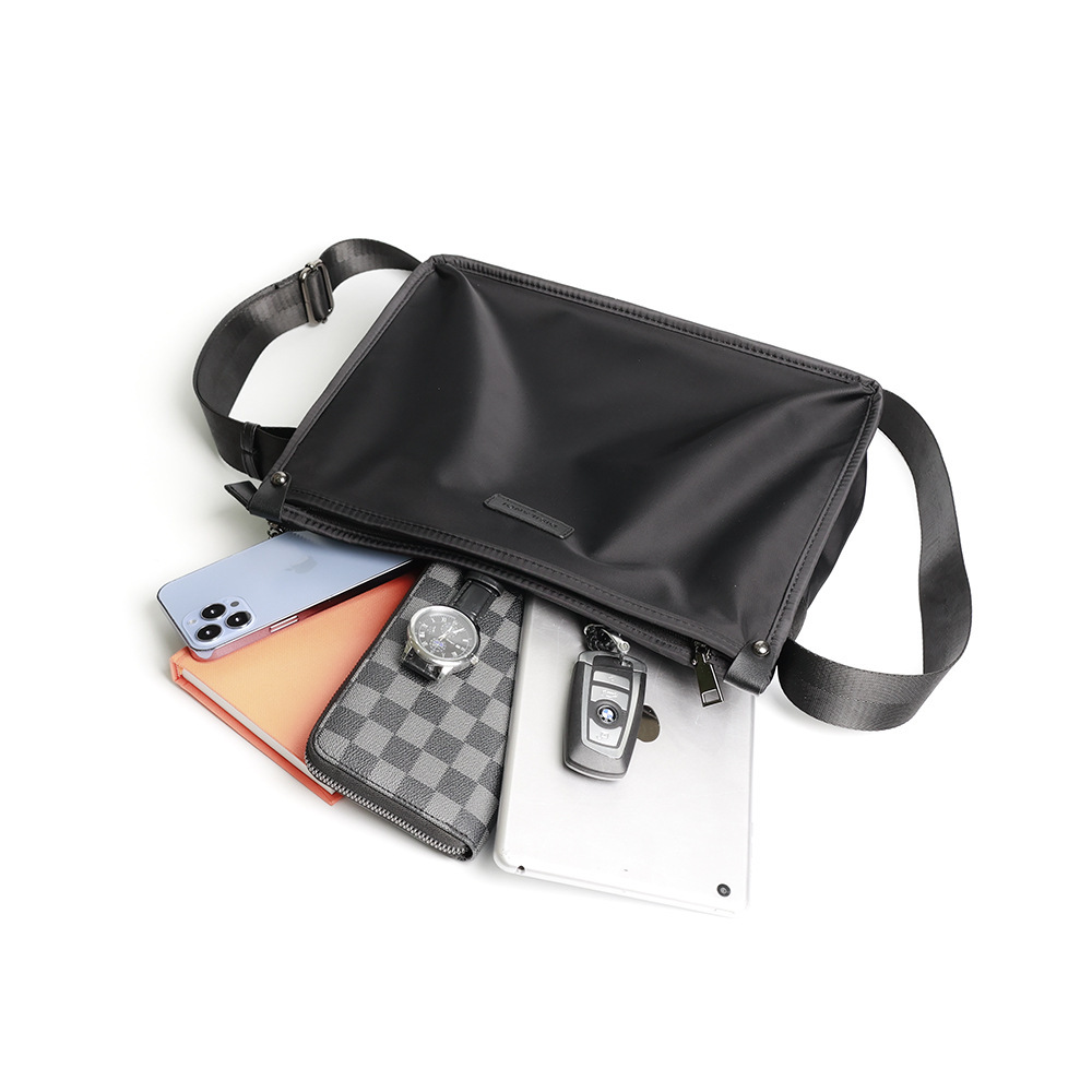 Borsa a tracolla in tessuto Oxford