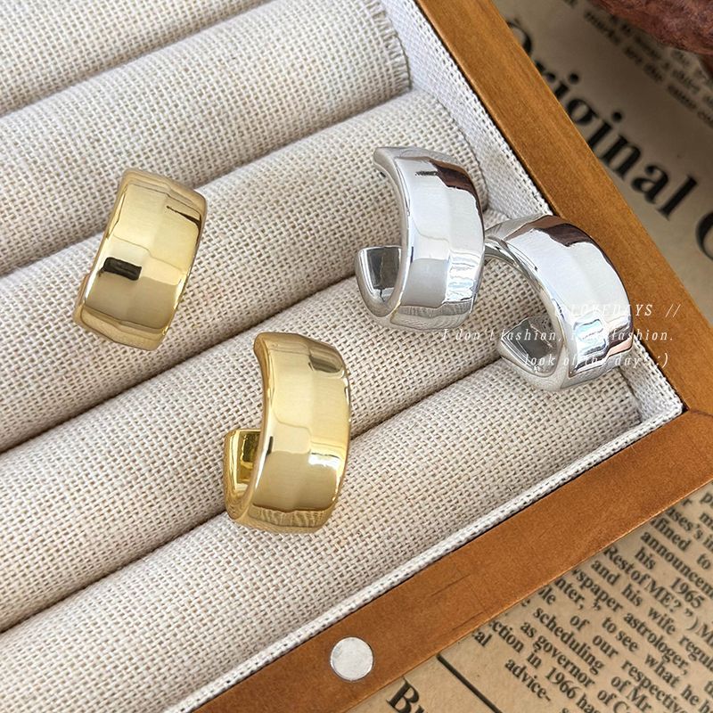 기하학적 C자형 후프 이어링