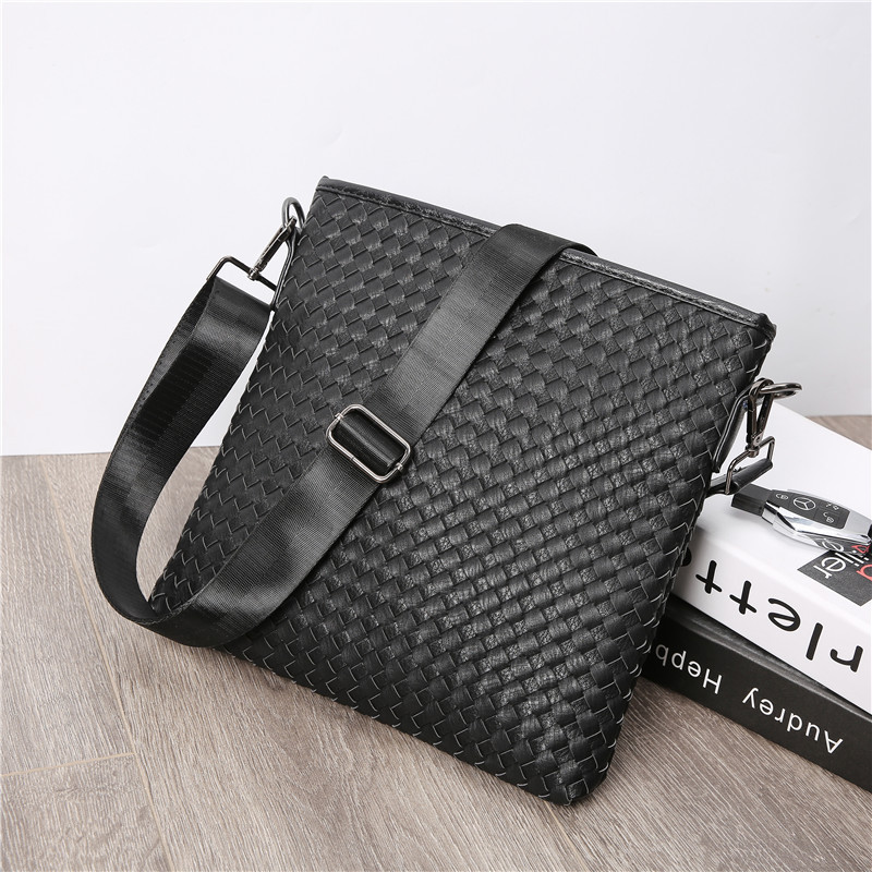 남성 핸드웨븐 크로스바디 백