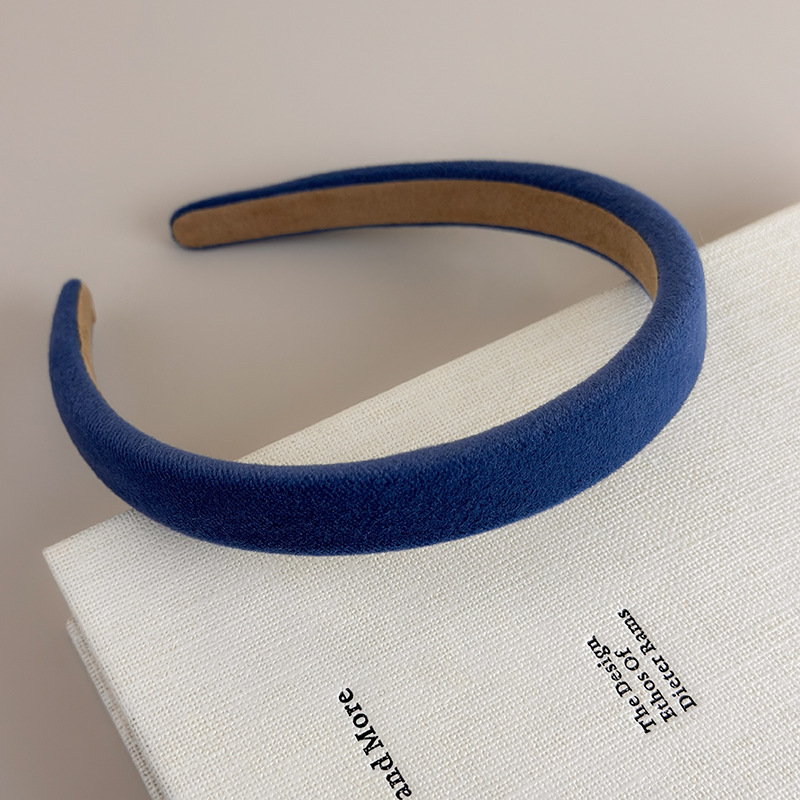 Diadema Fina de Terciopelo Vintage