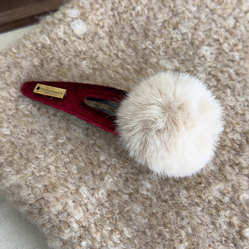 Γεωμετρικά Τριγωνικά Κλιπ Μαλλιών με Γούνα Πον-Πον