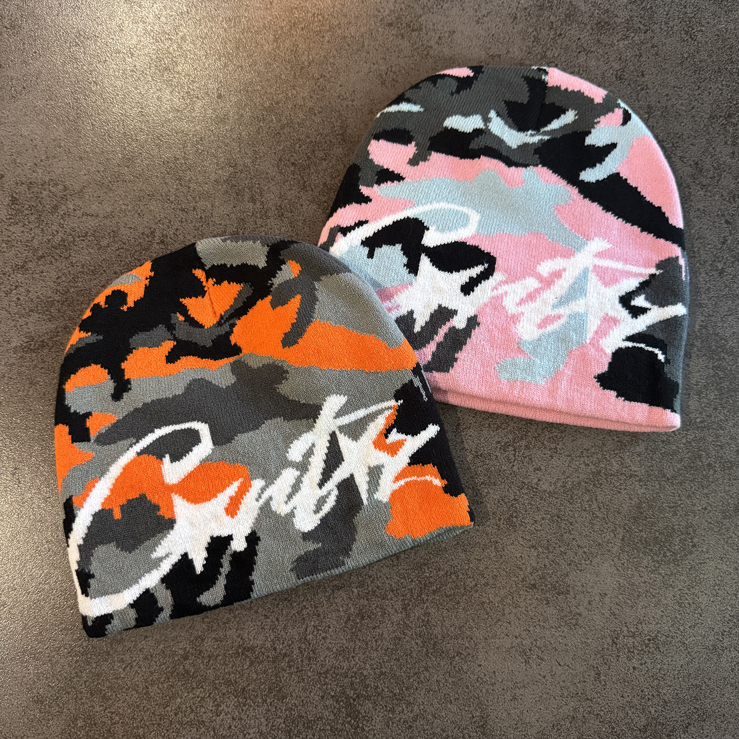 Strickmütze Retro Tarnung mit Buchstaben