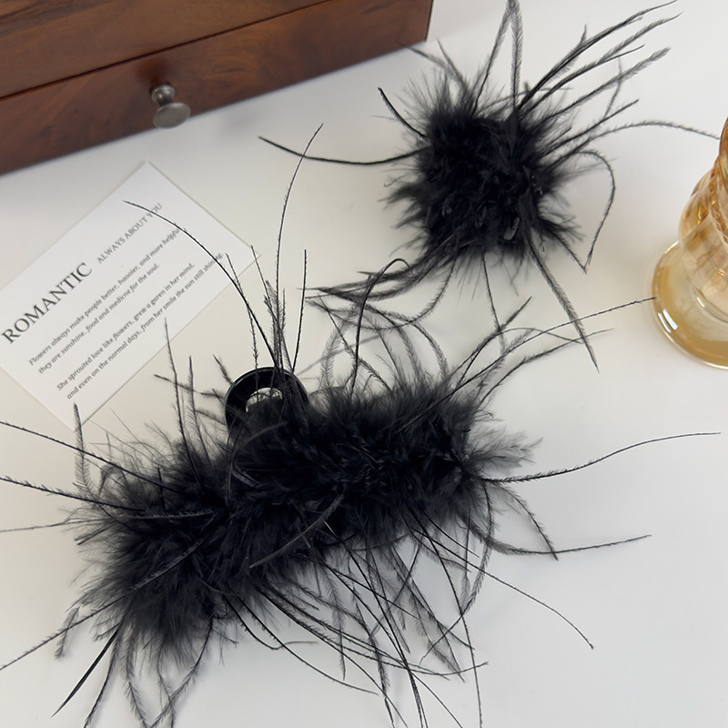 Feather Hair Claw Clip